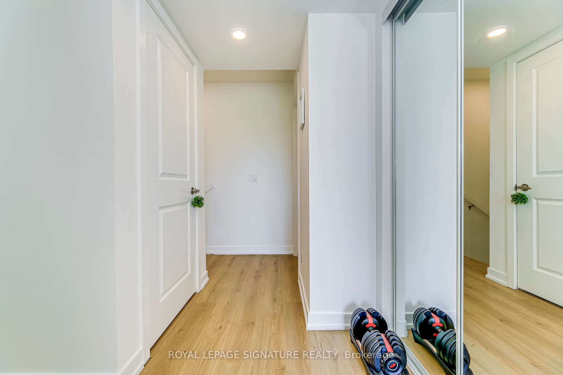 3078 Sixth Line, #322