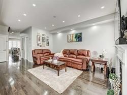 17 Trentonian St