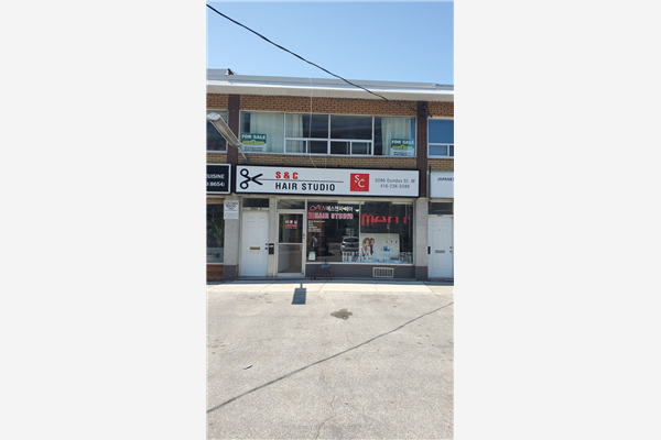 5086 Dundas St W, Toronto
