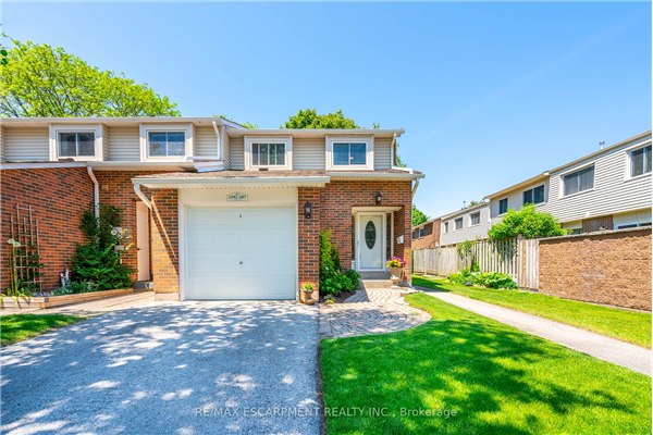 1592 Newlands Cres, Burlington