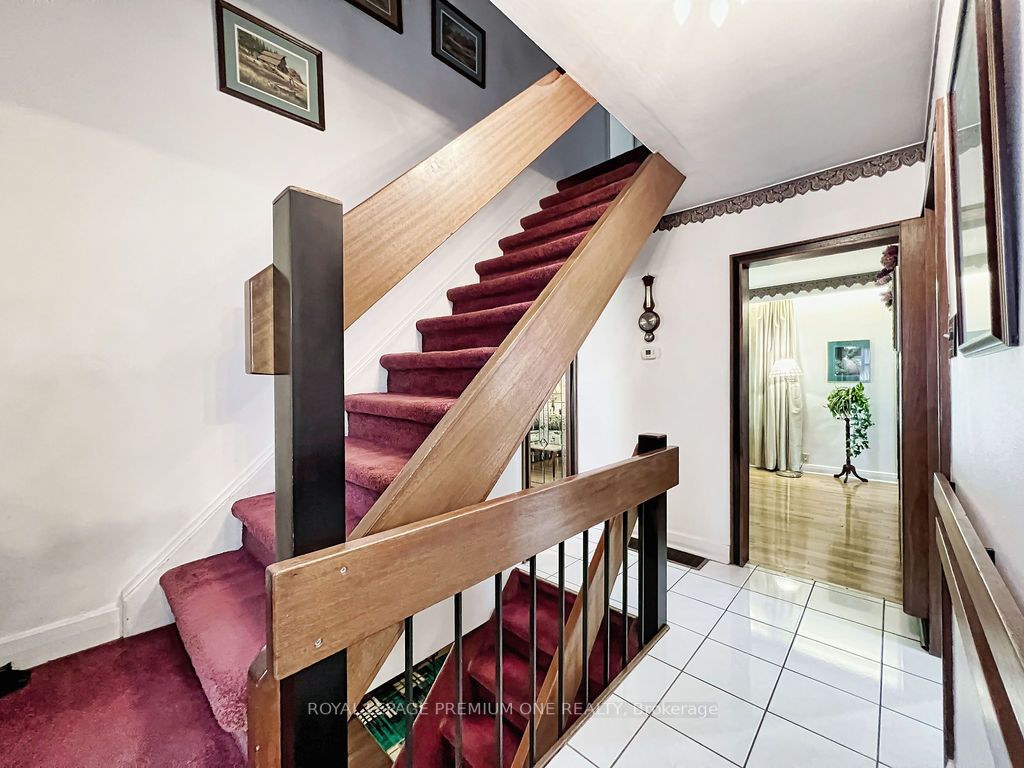 20 Hatfield Crescent