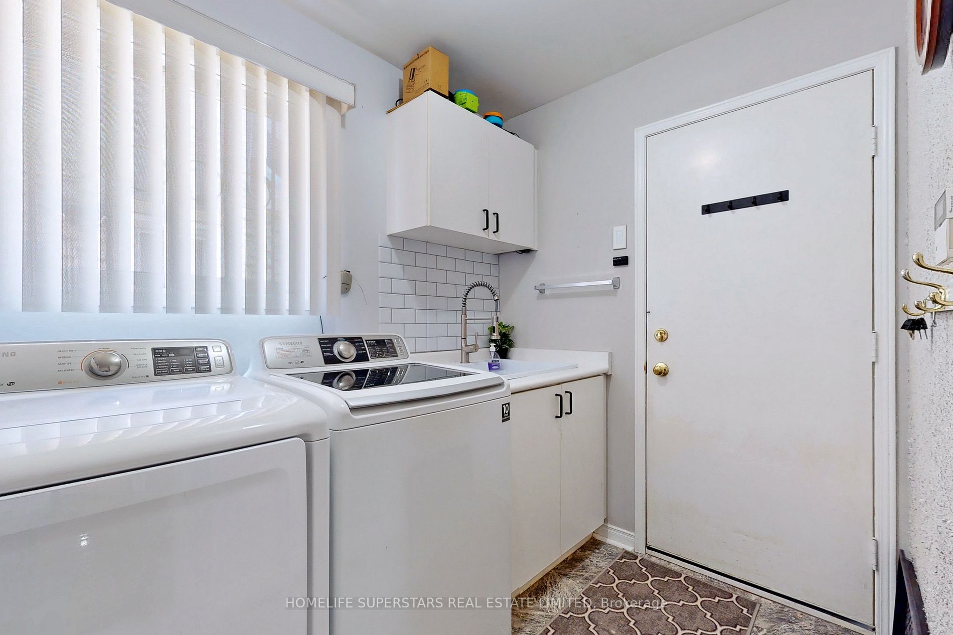 34 Sifford Crt