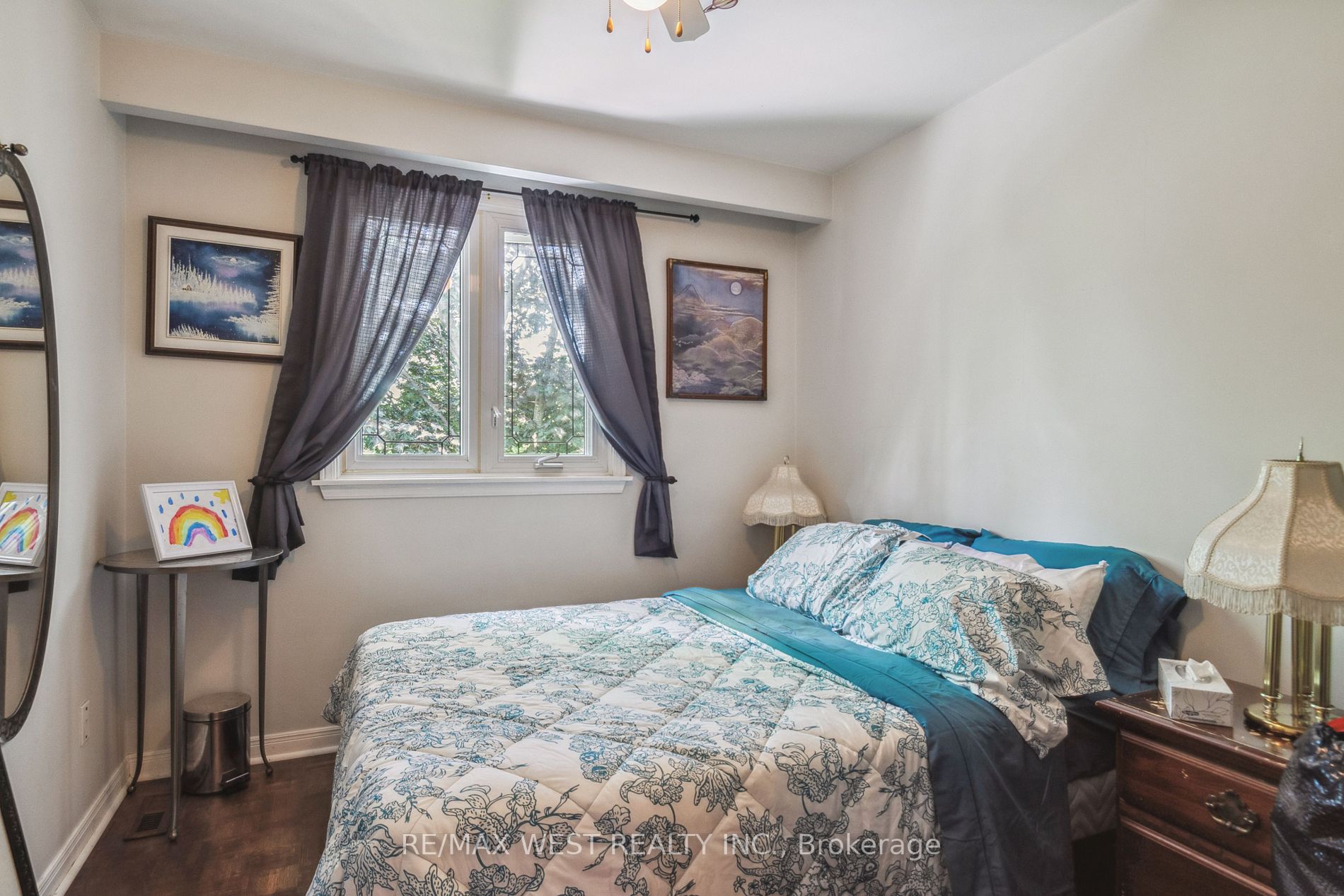 52 Old Burnhamthorpe Road, #2