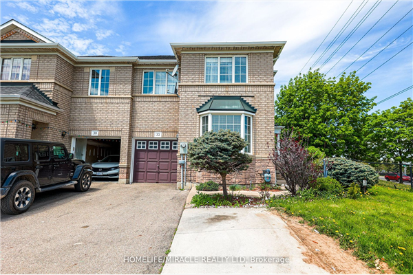 32 Rivermere Crt N, Brampton