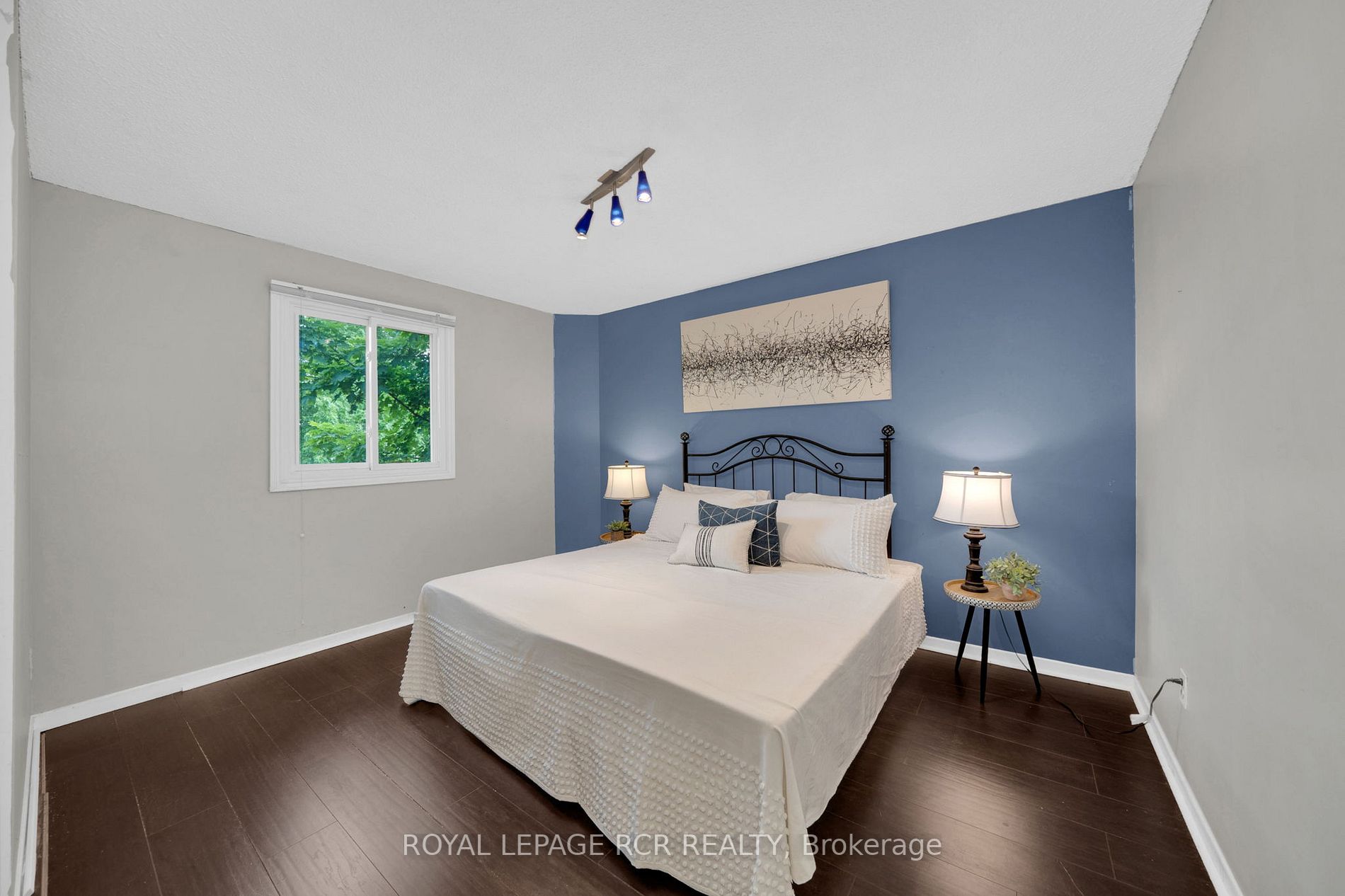 283 Crestwood Rd