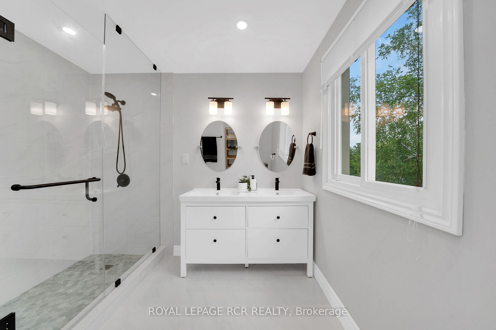 283 Crestwood Rd