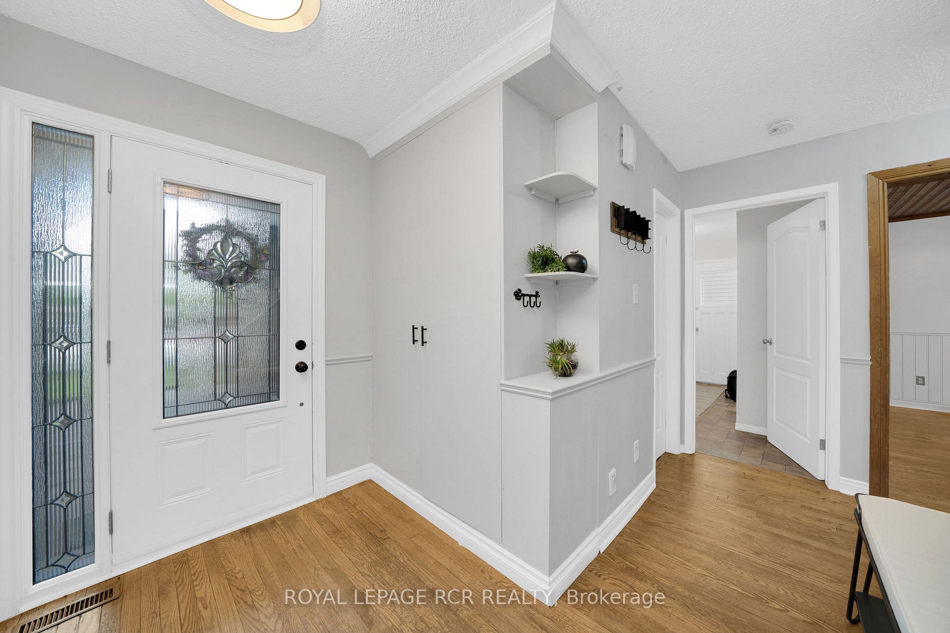 283 Crestwood Rd