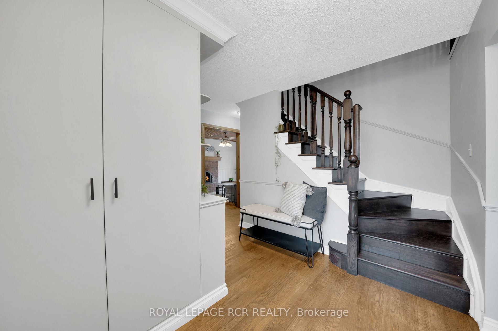 283 Crestwood Rd