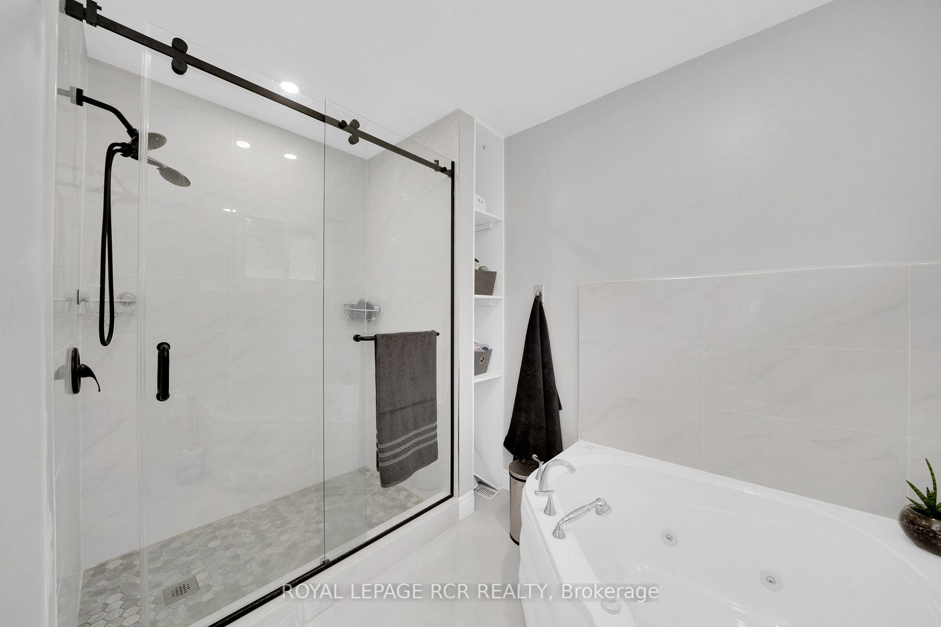 283 Crestwood Rd