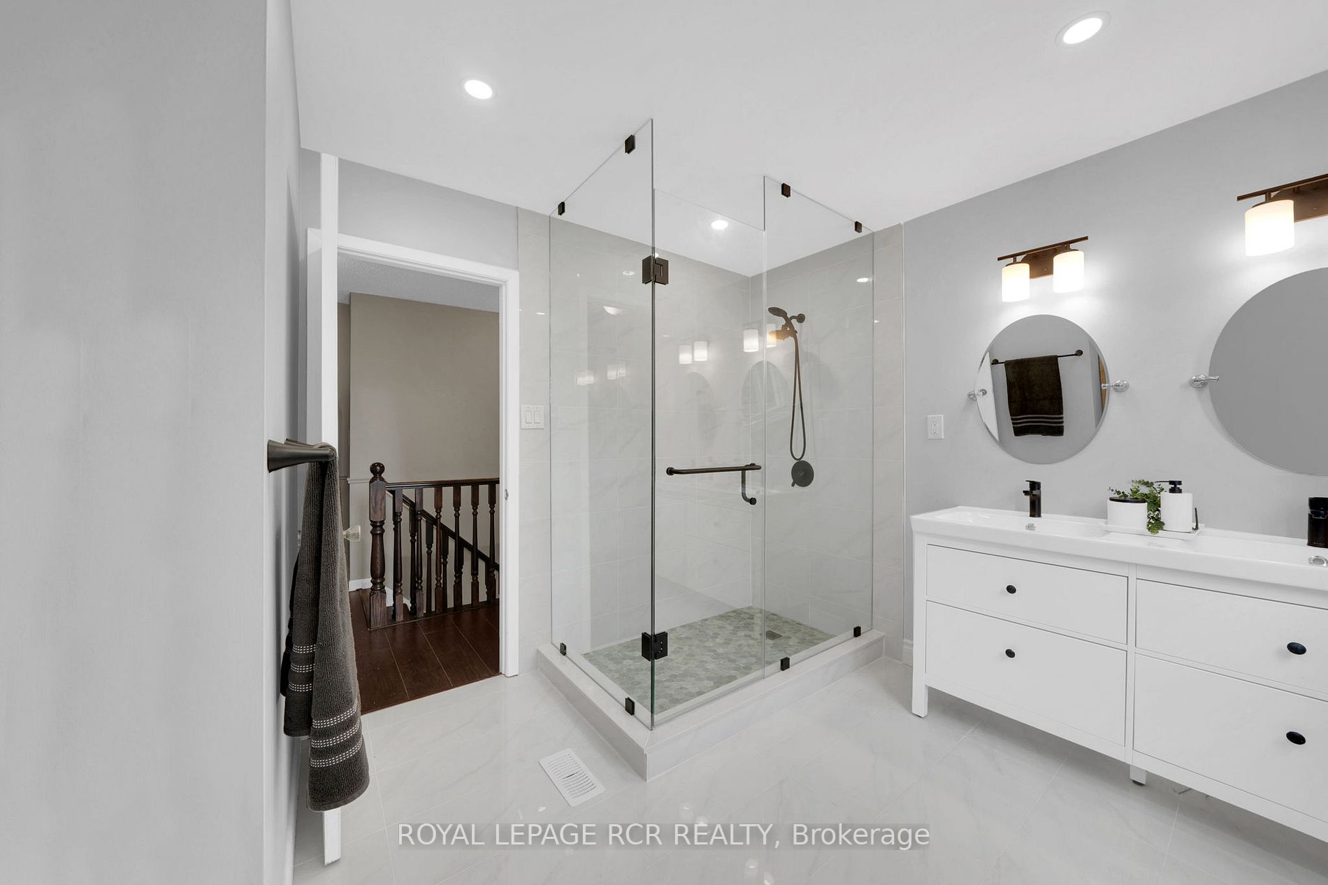 283 Crestwood Rd