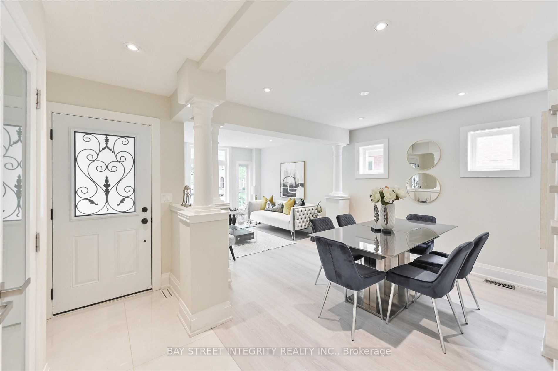 2605 Devonsley Cres