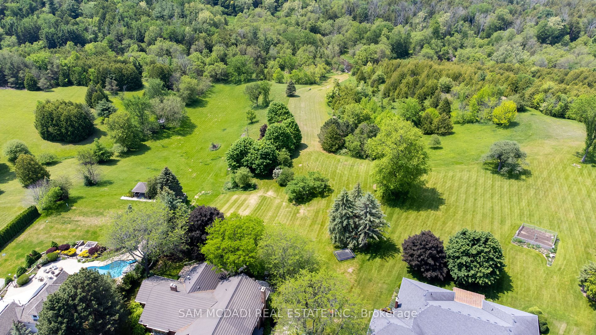 18 Ingleview Dr