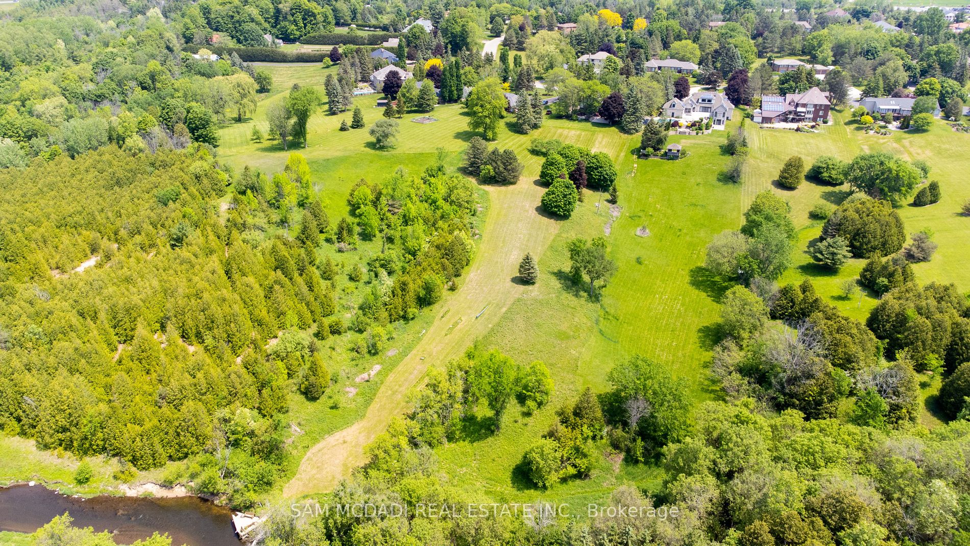 18 Ingleview Dr