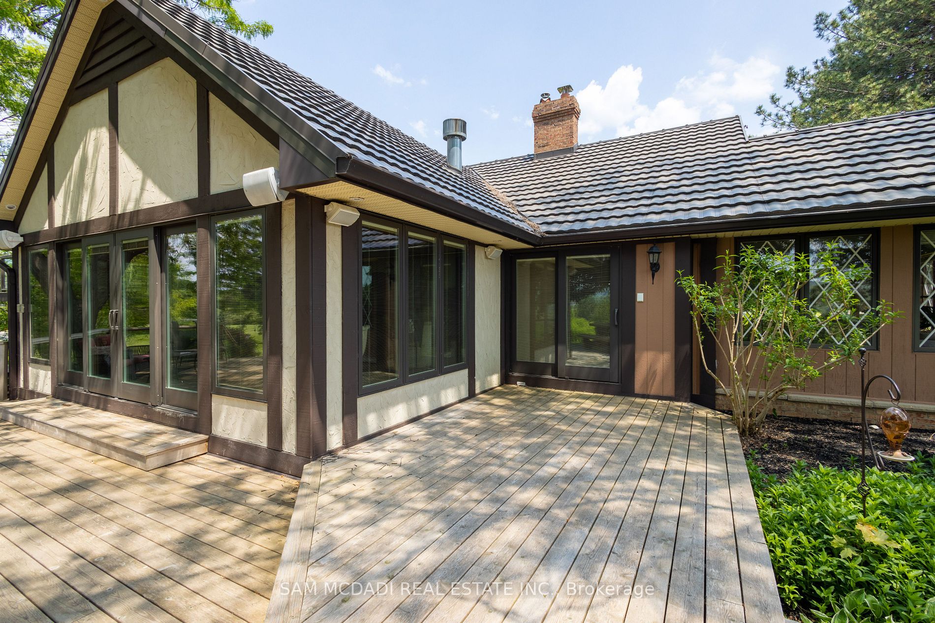 18 Ingleview Dr