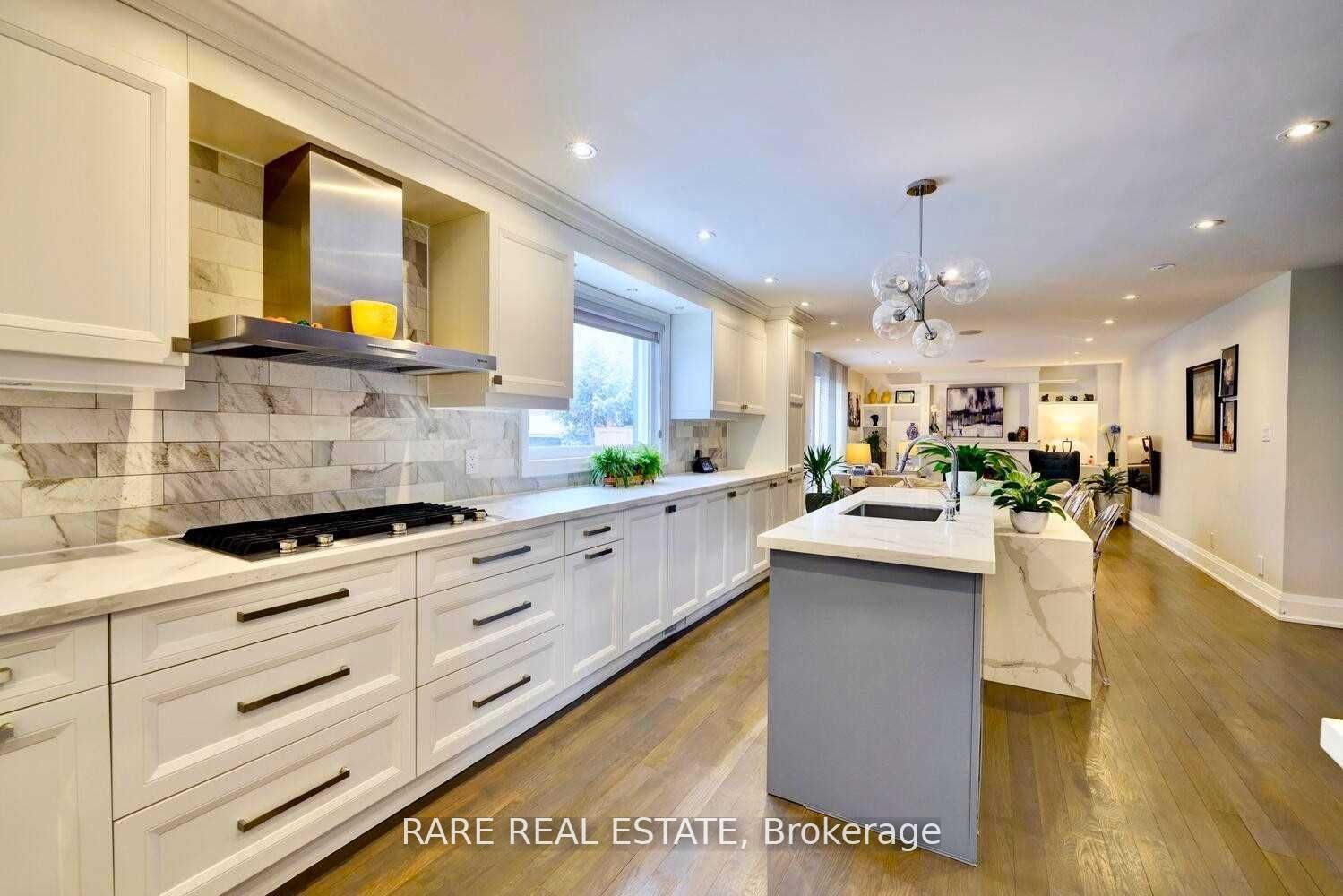 2068 Mississauga Rd