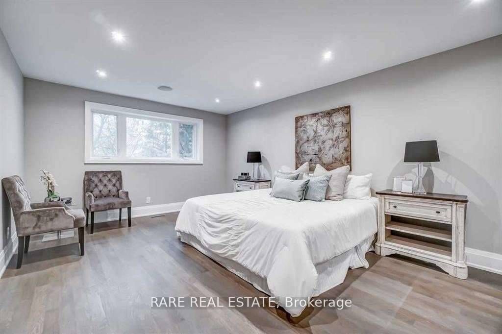 2068 Mississauga Rd