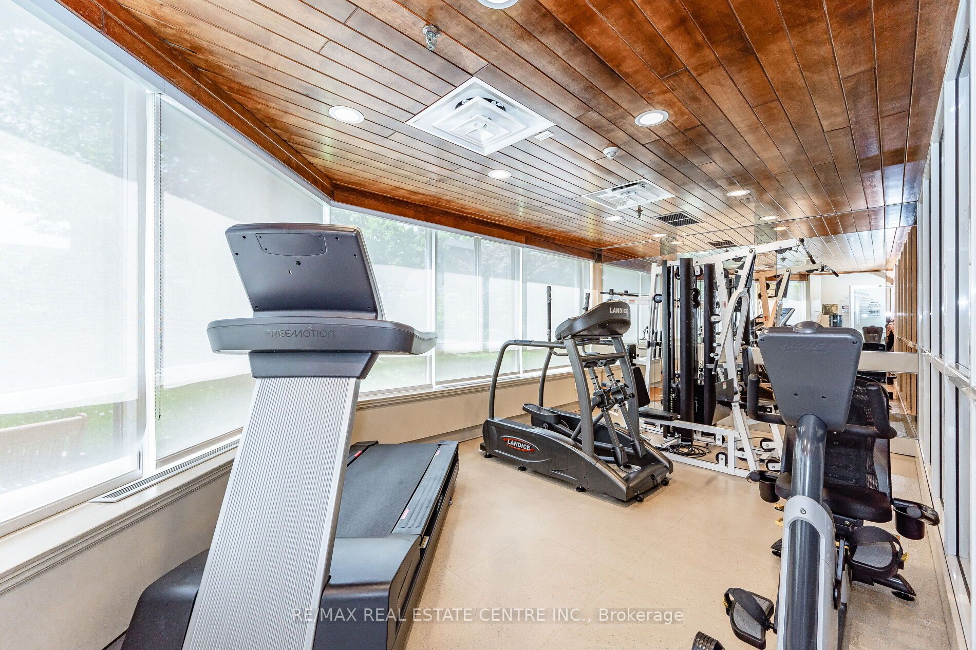 1001 Cedarglen Gate, #418