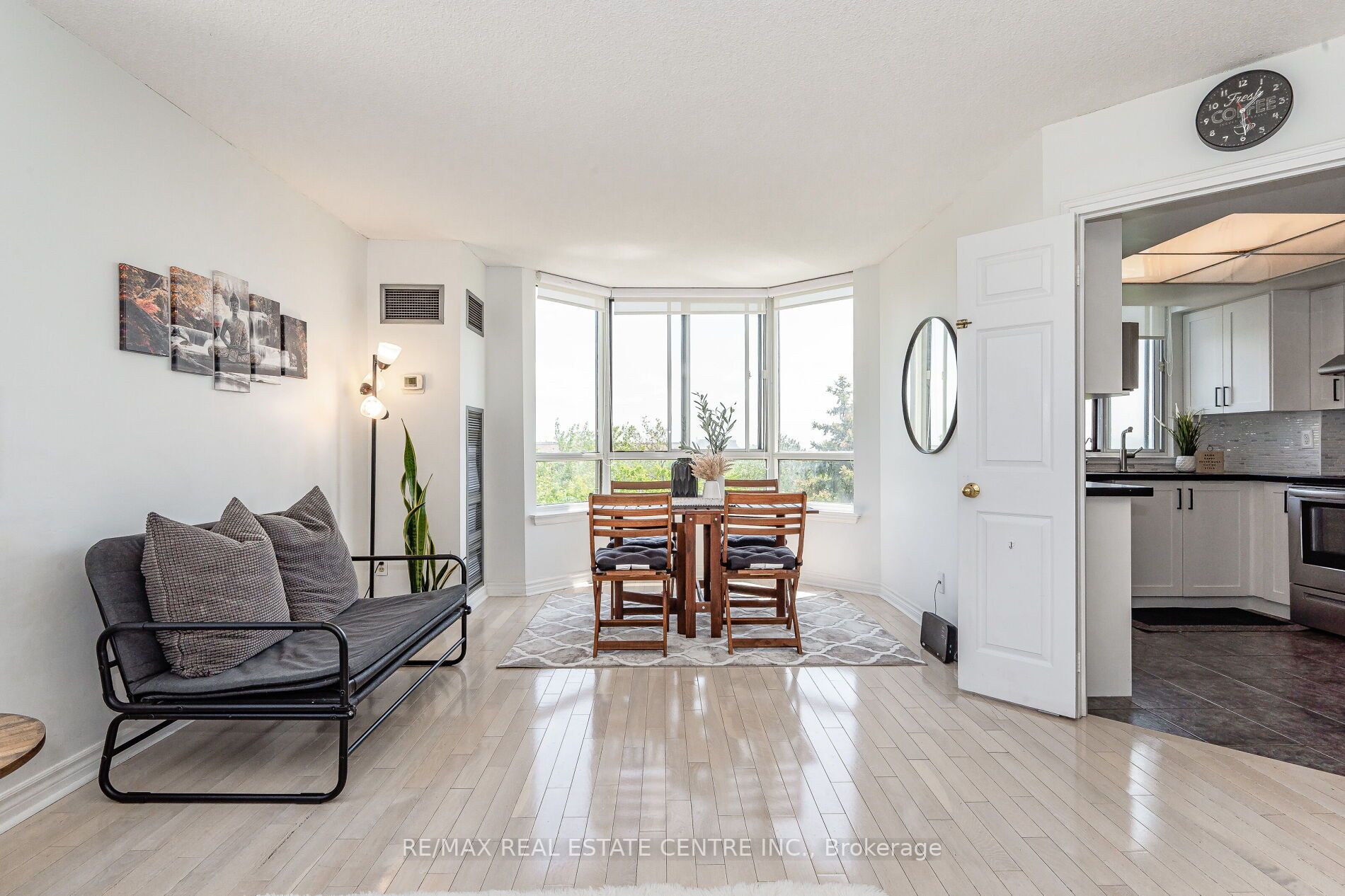 1001 Cedarglen Gate, #418
