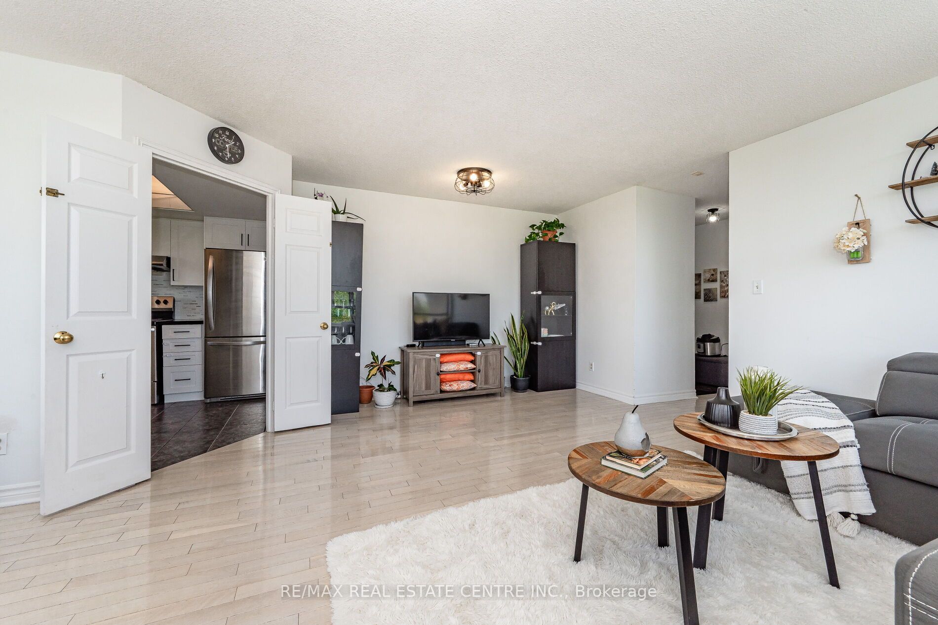 1001 Cedarglen Gate, #418