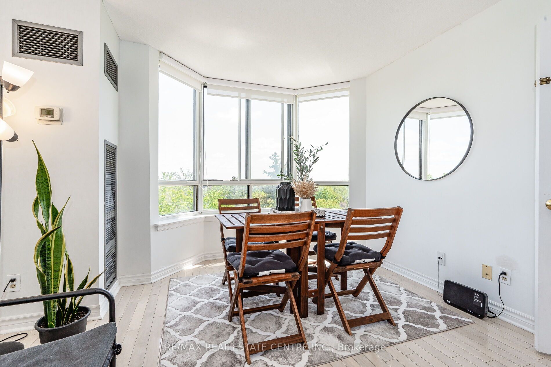 1001 Cedarglen Gate, #418