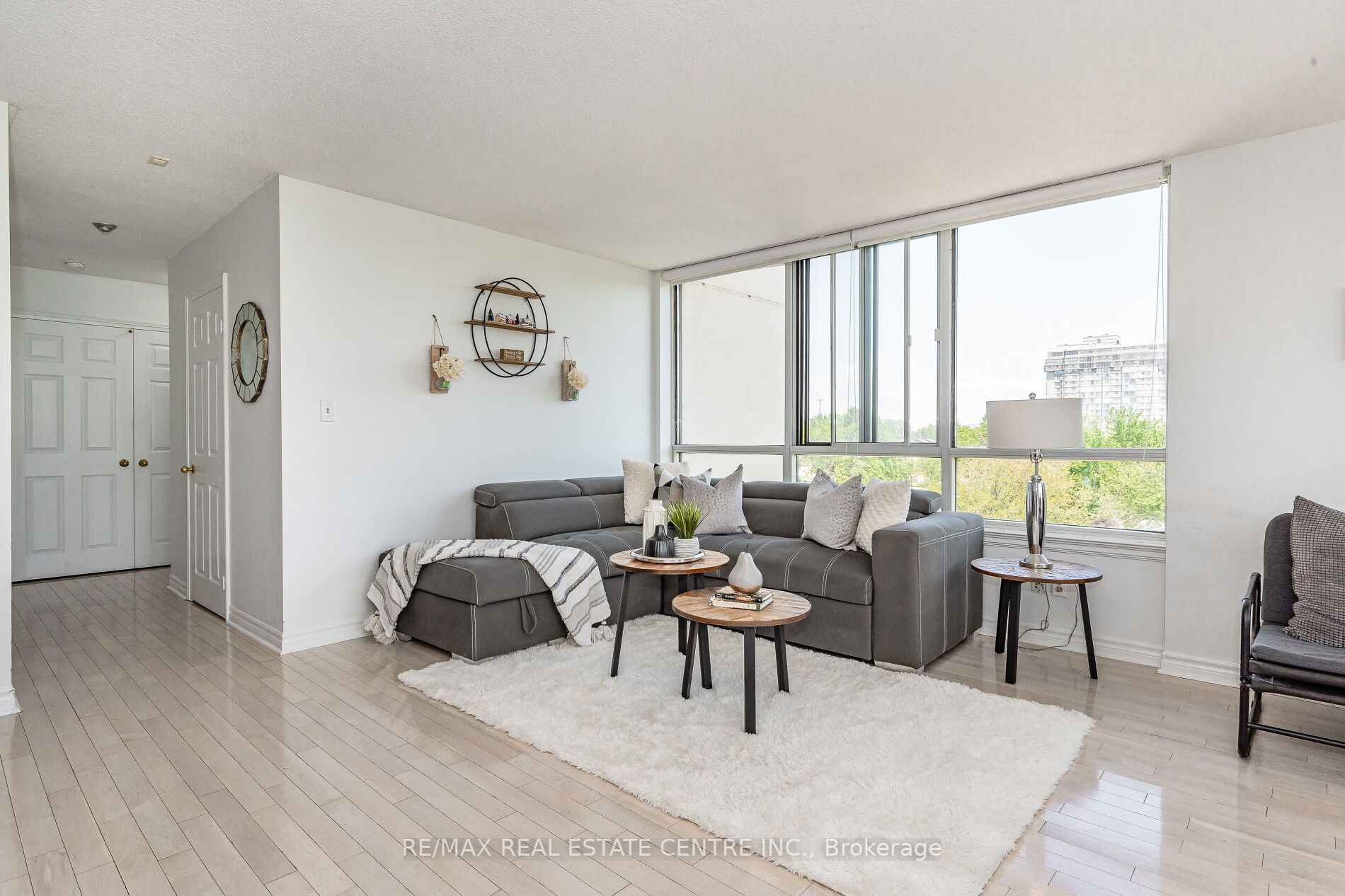 1001 Cedarglen Gate, #418
