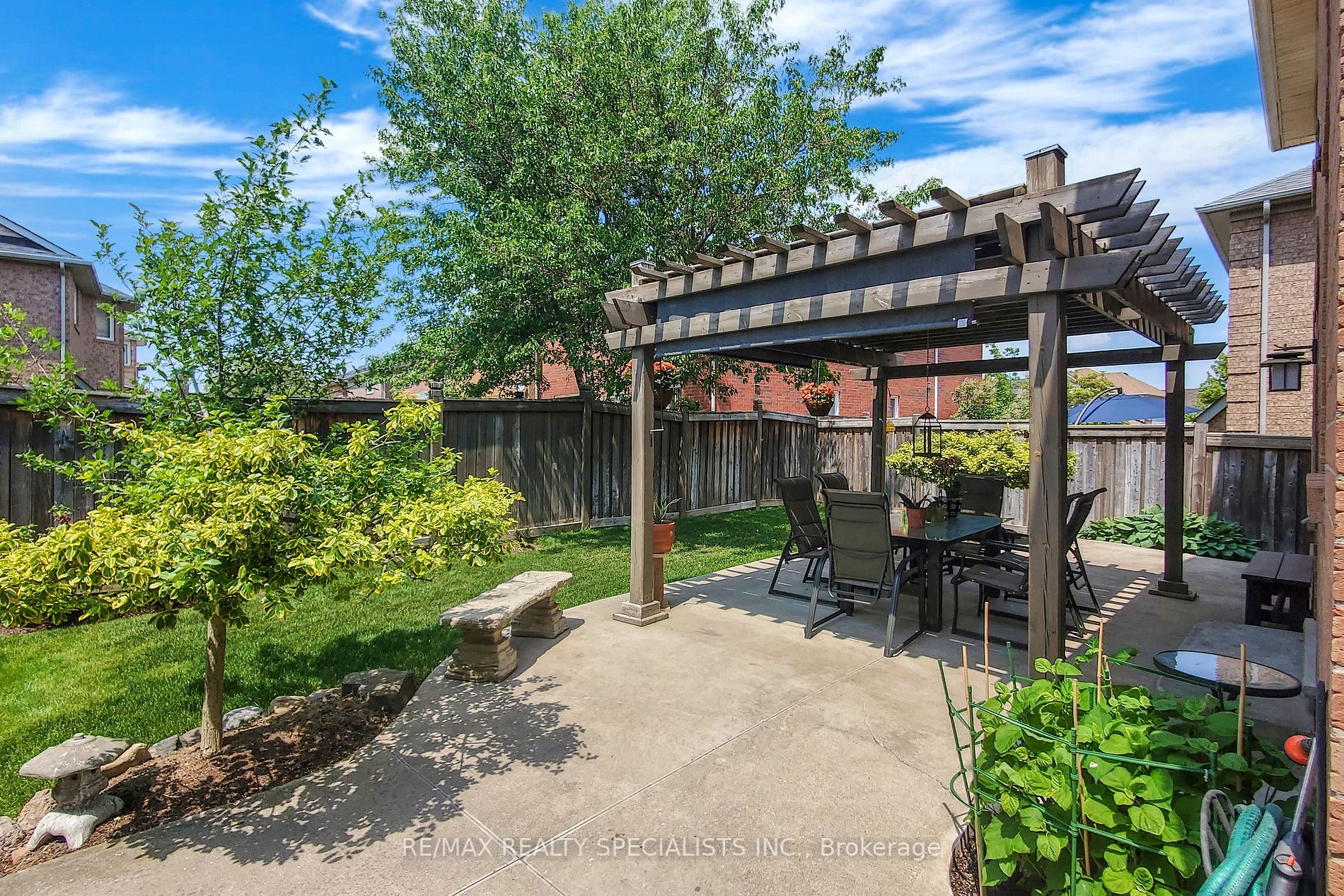 100 Mccrimmon Dr