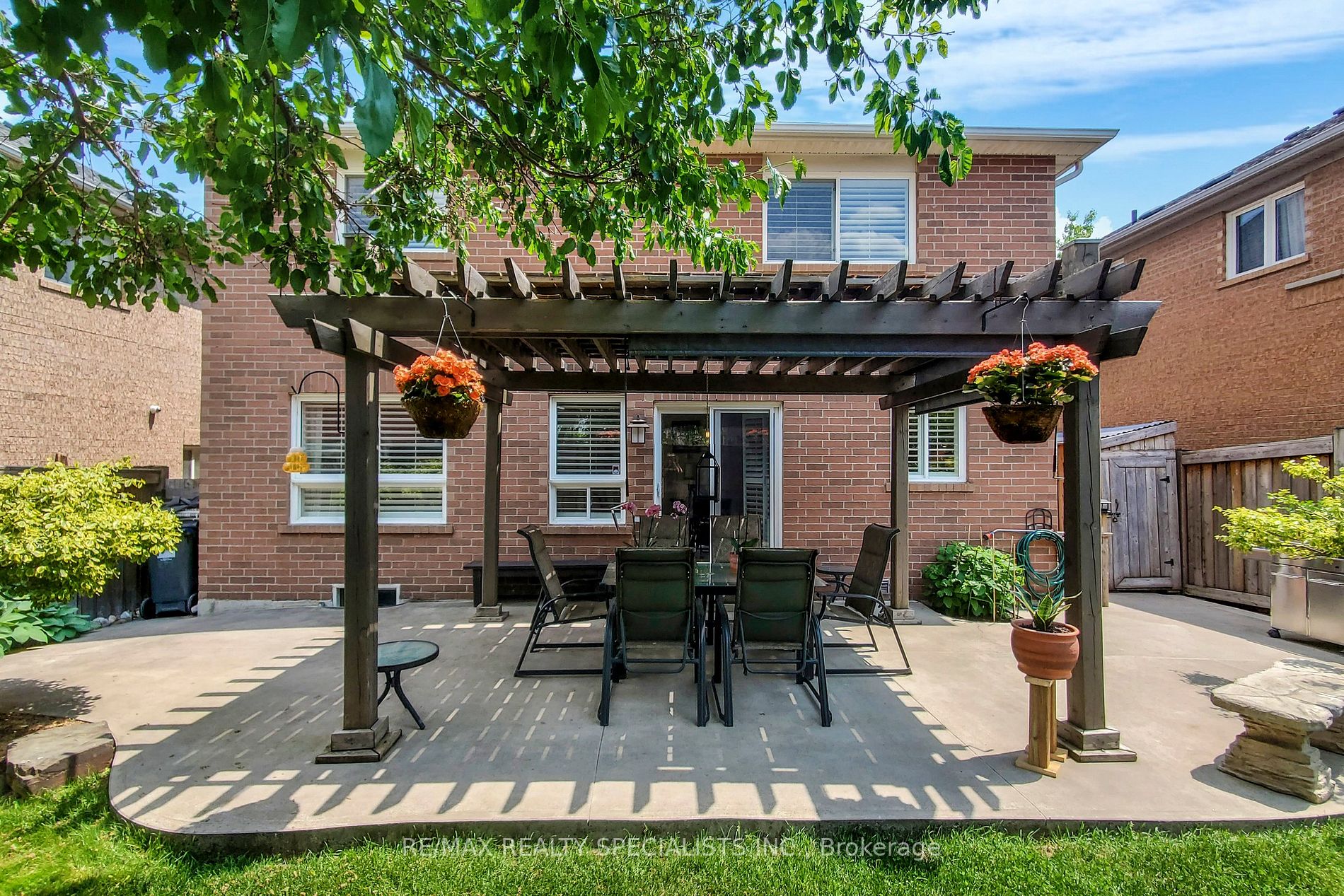 100 Mccrimmon Dr