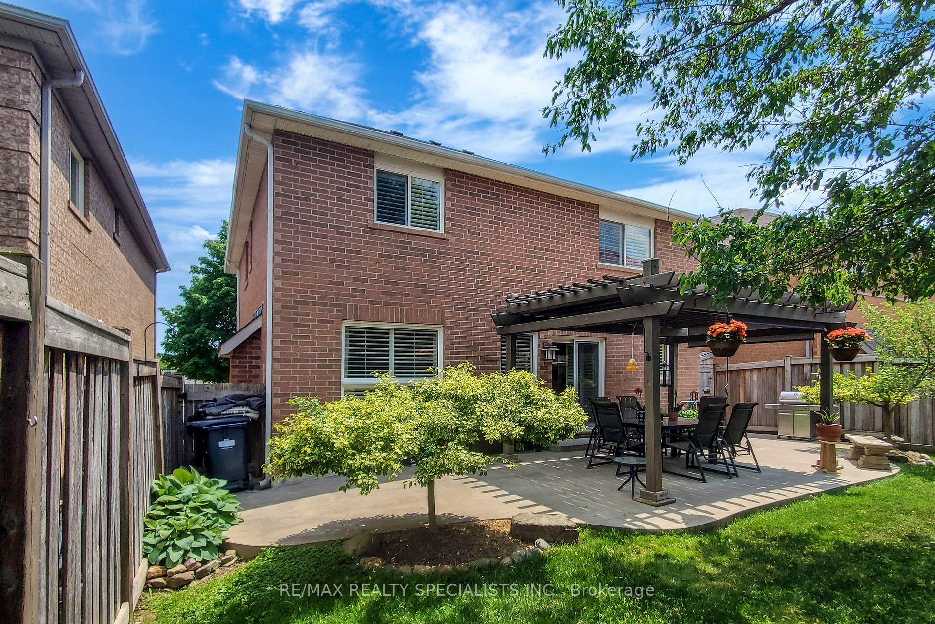 100 Mccrimmon Dr