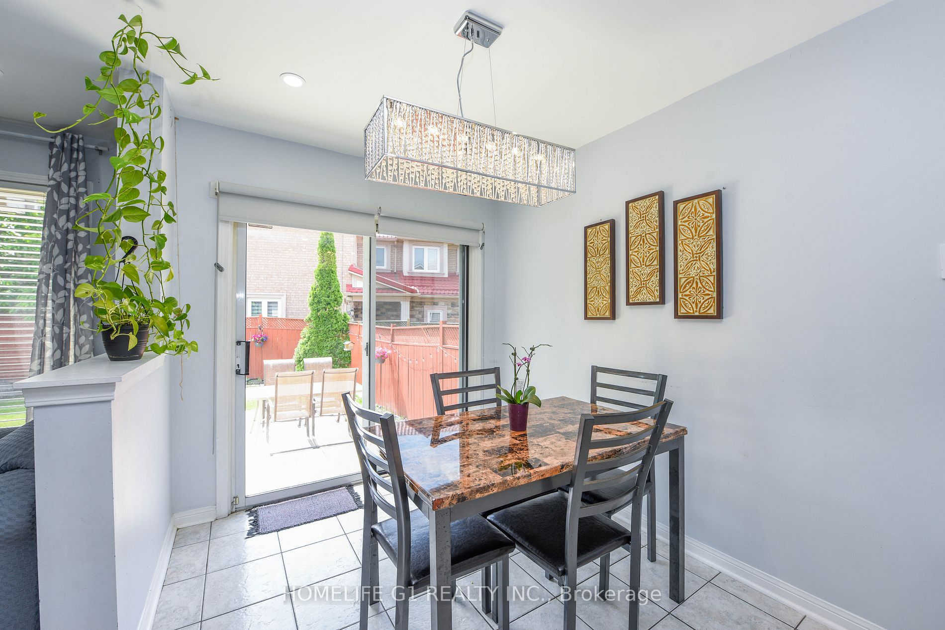 10 Narrow Valley Crescent