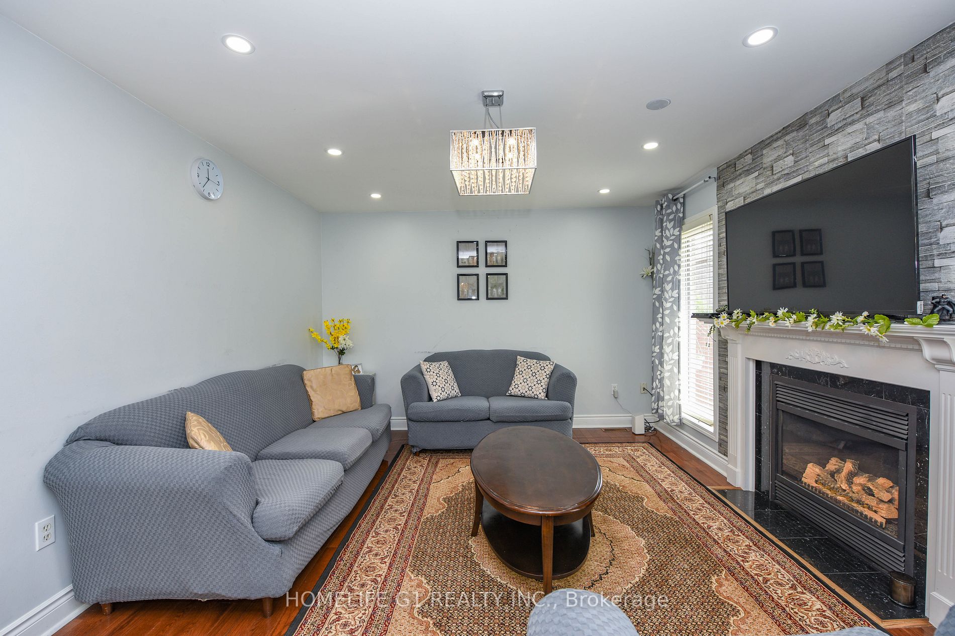 10 Narrow Valley Crescent
