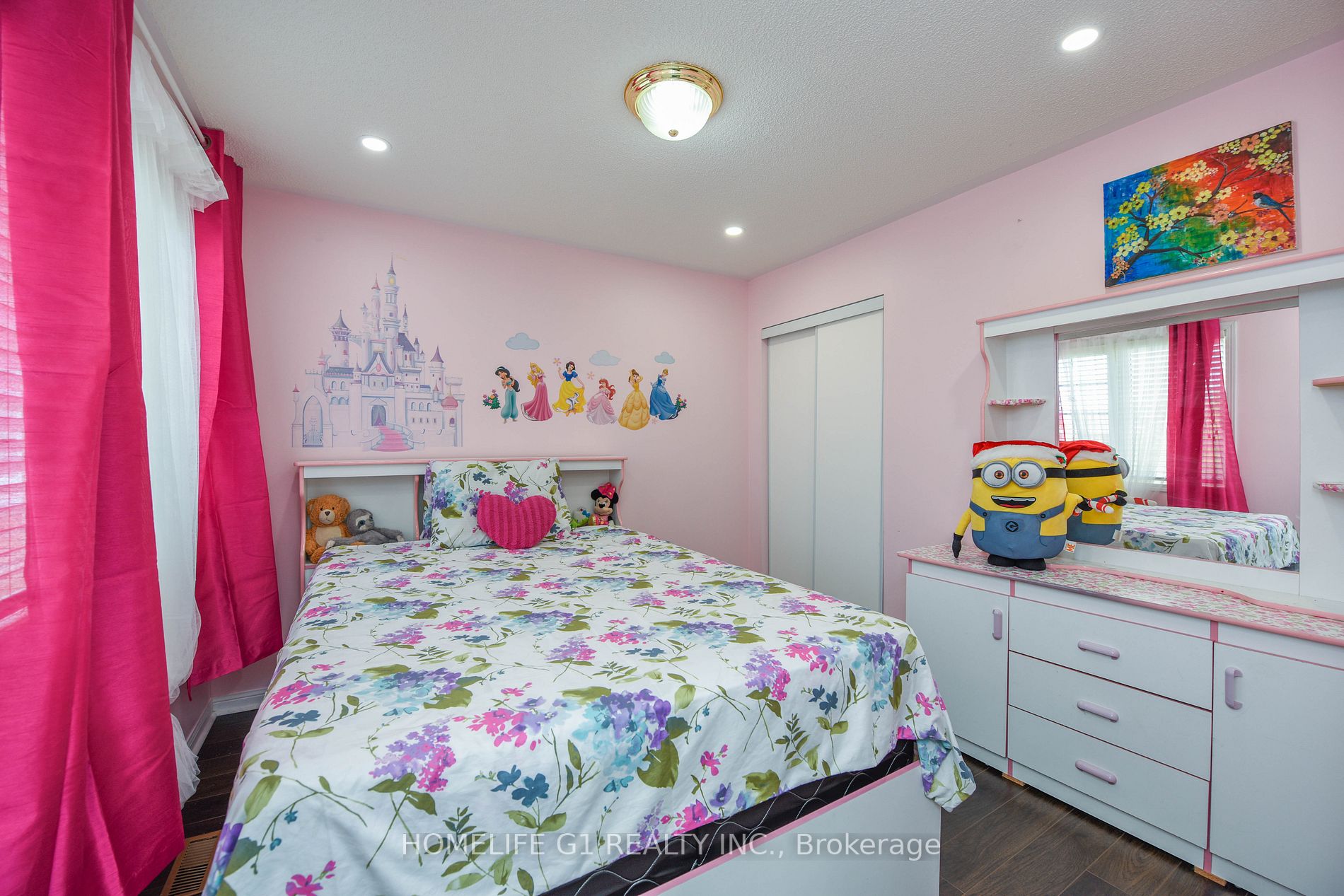 10 Narrow Valley Crescent