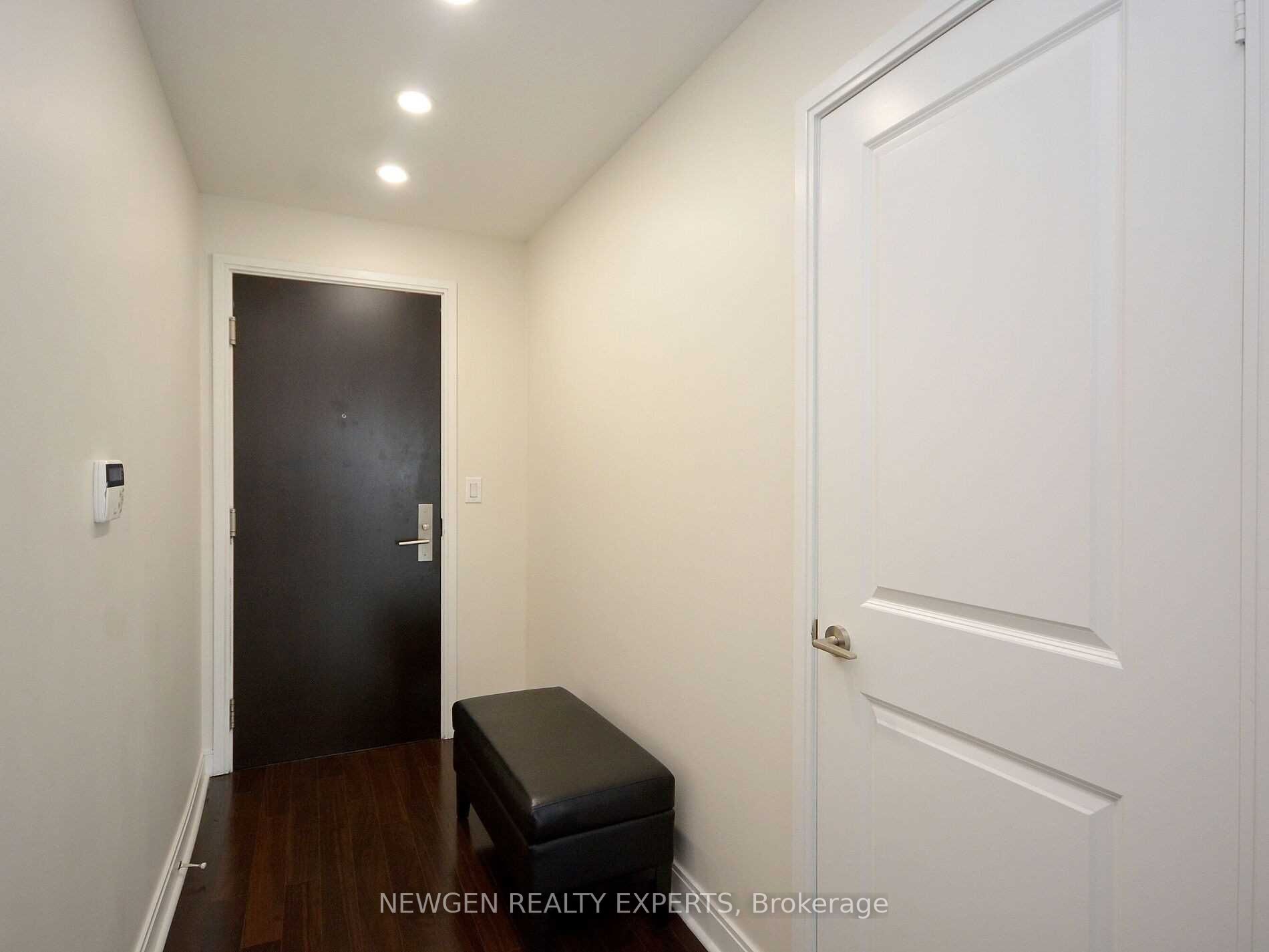 50 Absolute Ave, #4402