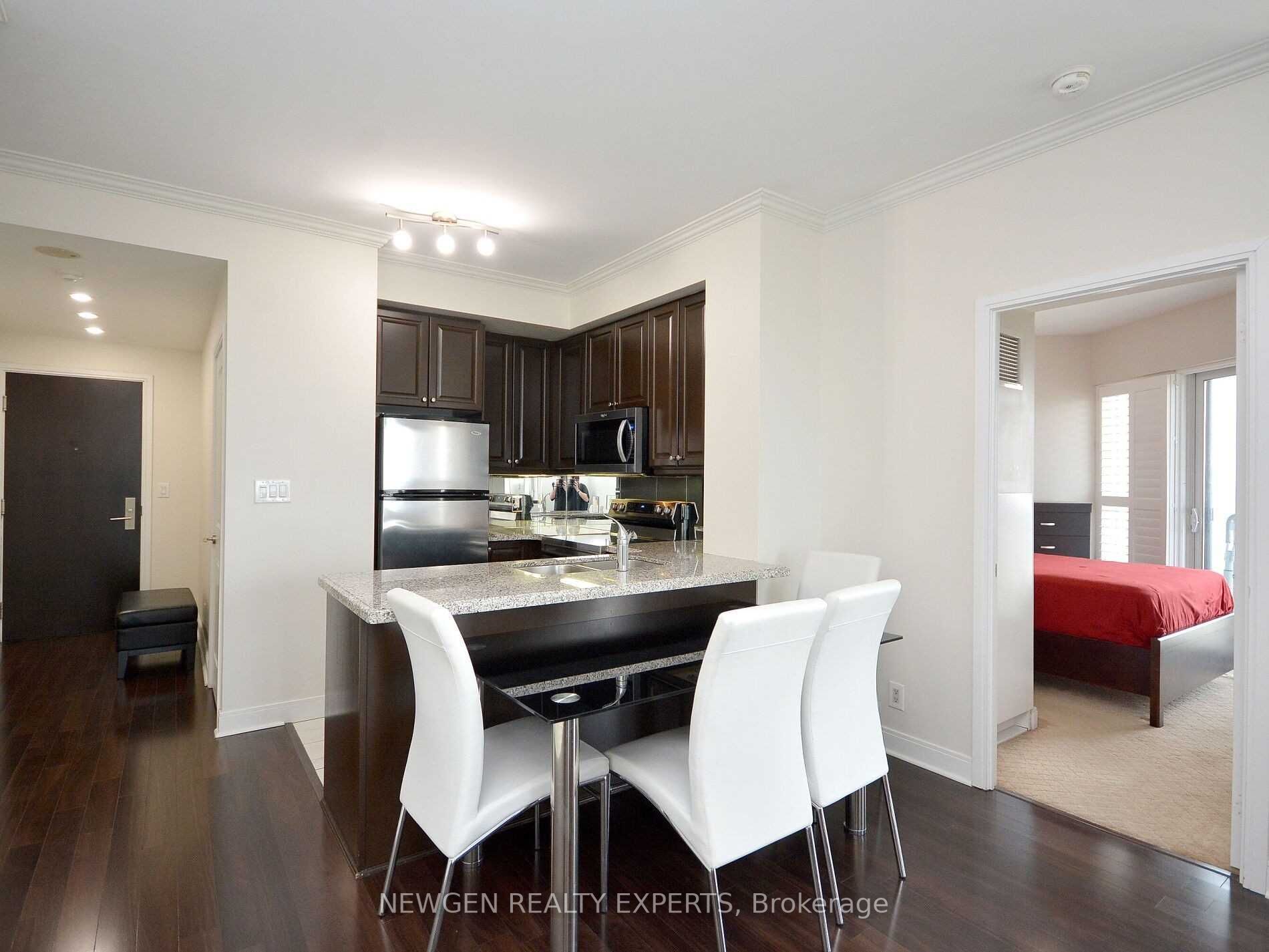 50 Absolute Ave, #4402