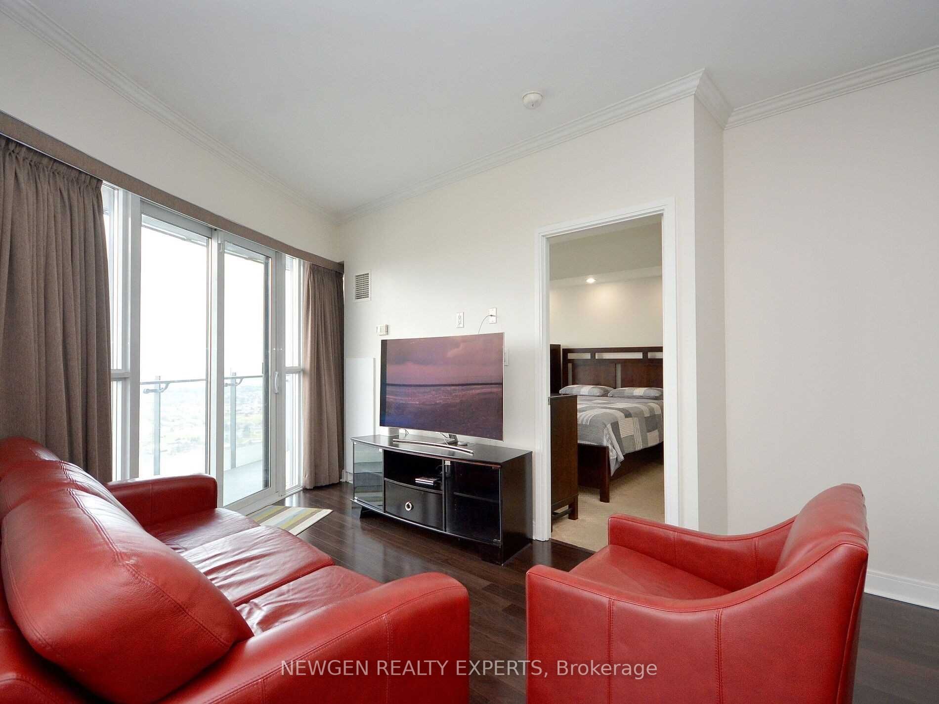 50 Absolute Ave, #4402