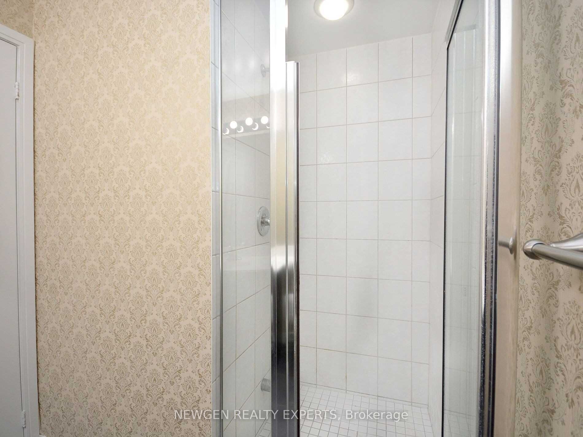 50 Absolute Ave, #4402