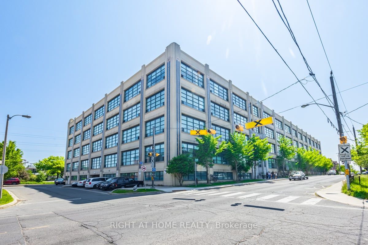 1001 Roselawn Avenue, #116