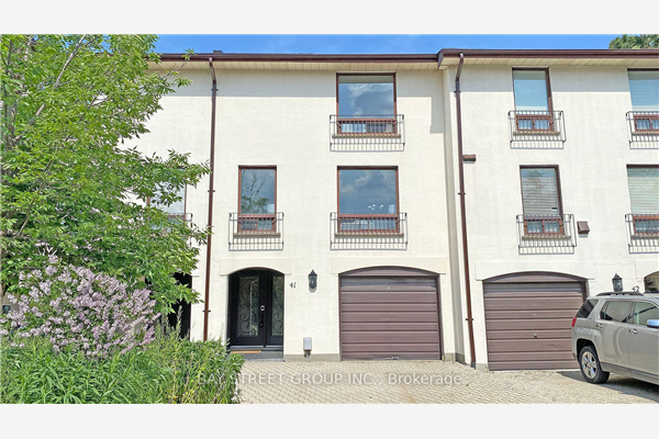 6679 Shelter Bay Rd, Mississauga