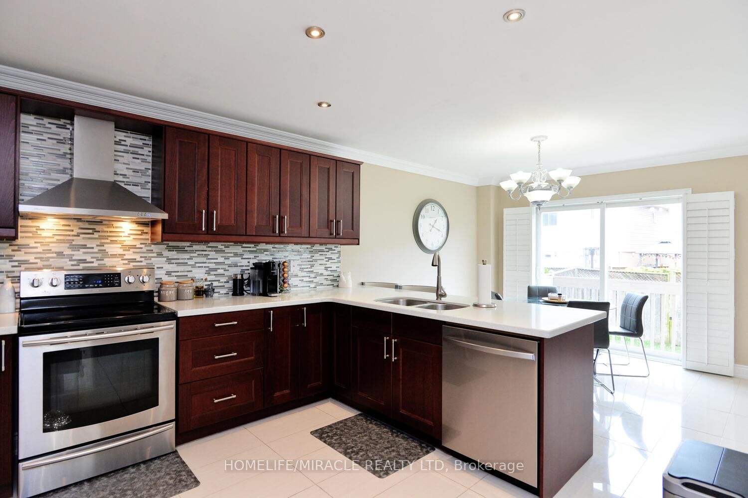 59 Earl Grey Crescent