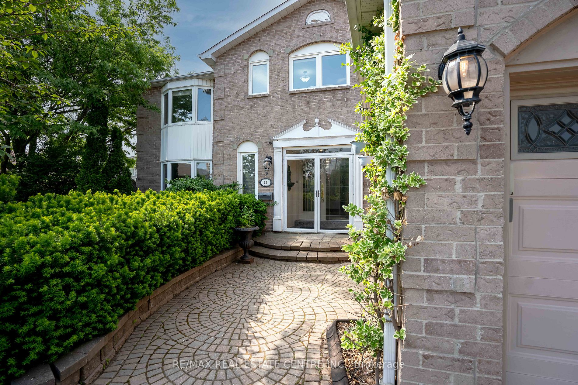 14 Rembrandt Cres