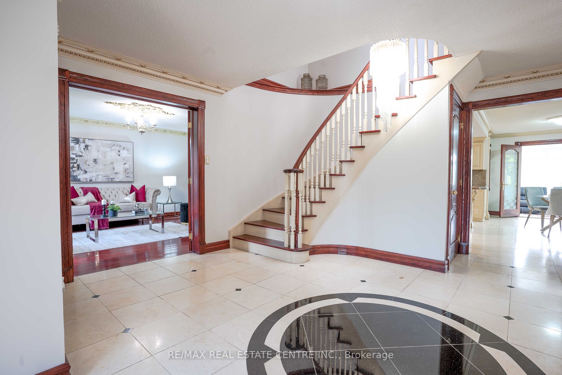 14 Rembrandt Cres