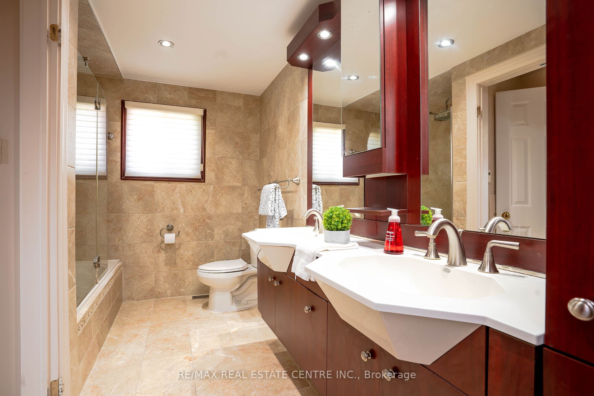 14 Rembrandt Cres