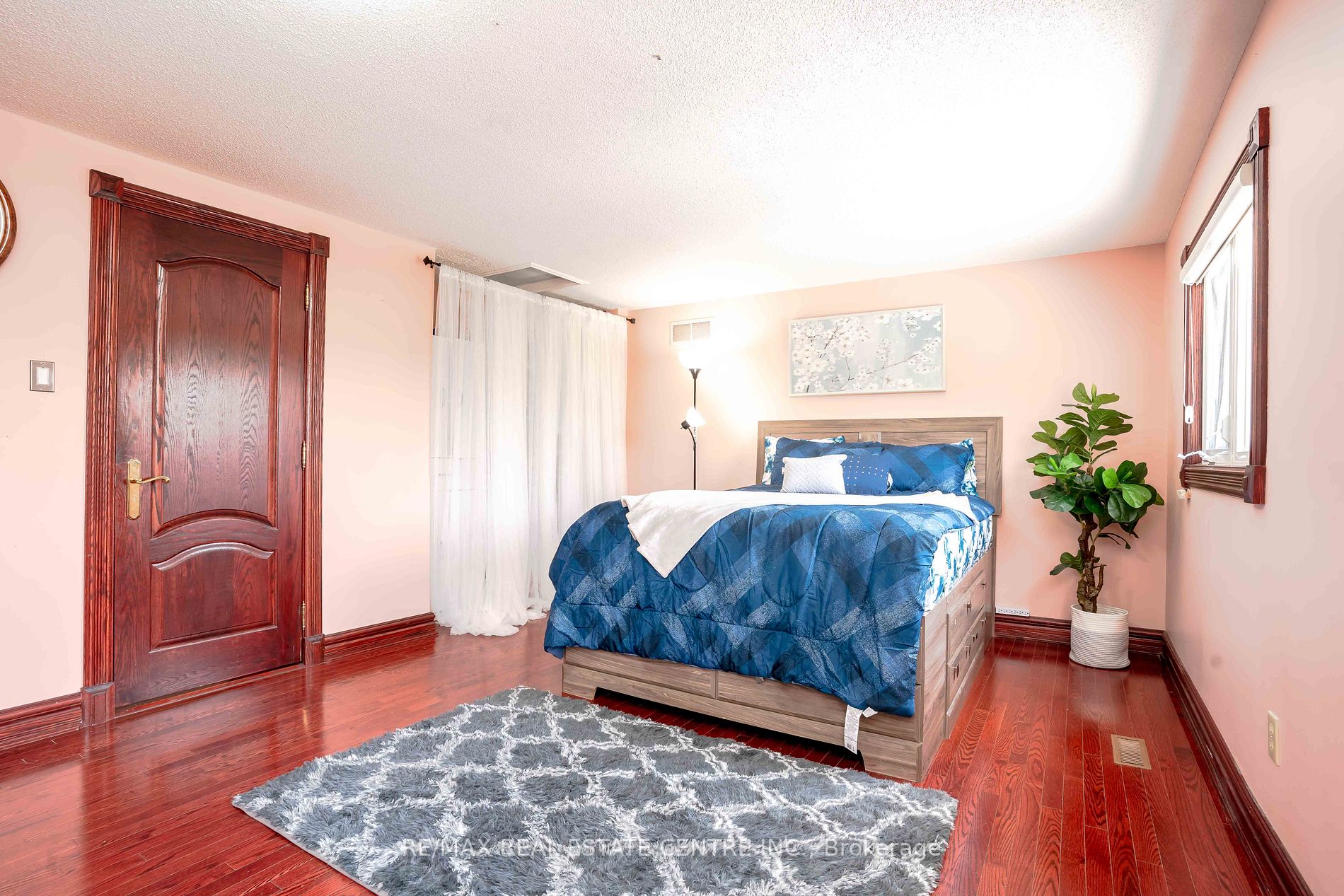 14 Rembrandt Cres