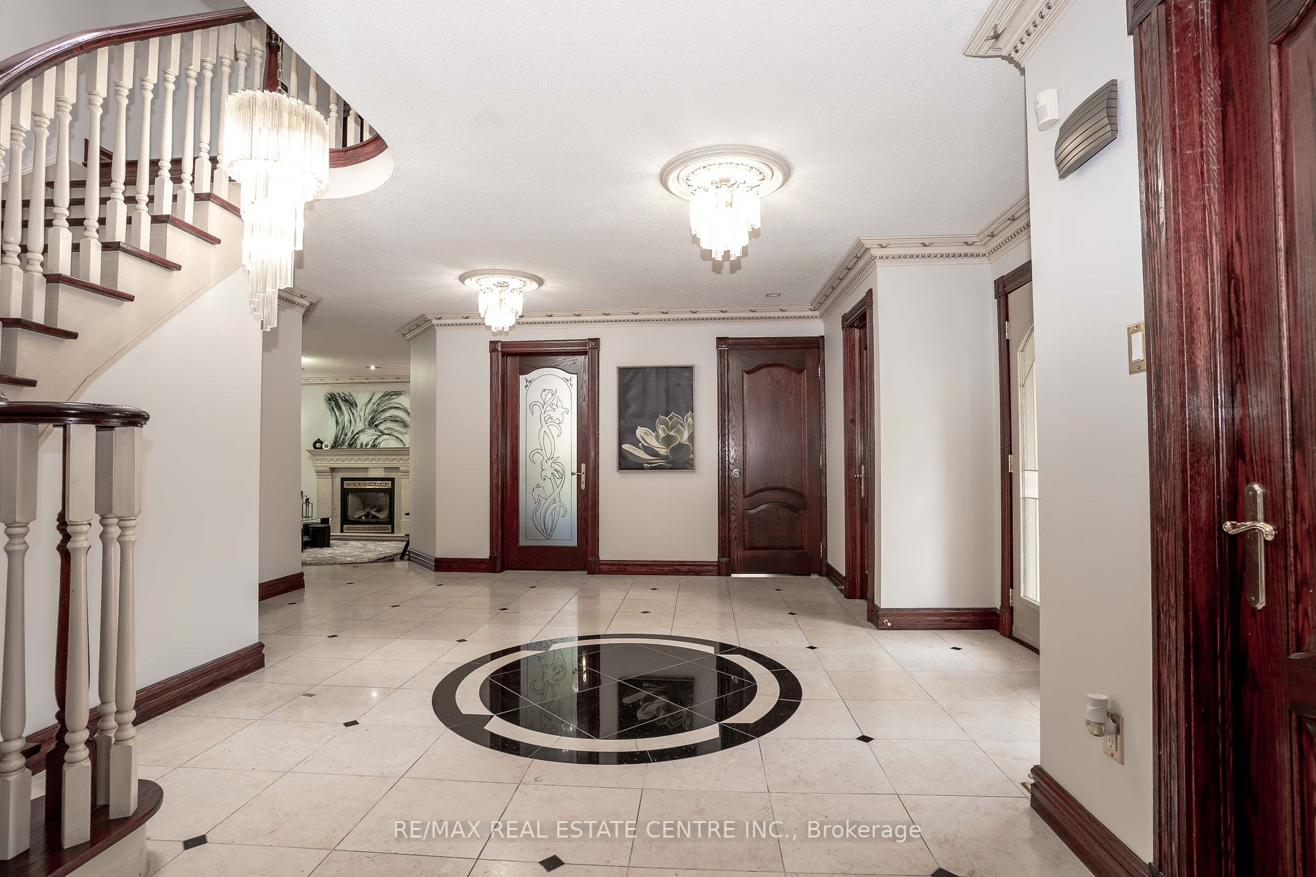 14 Rembrandt Cres