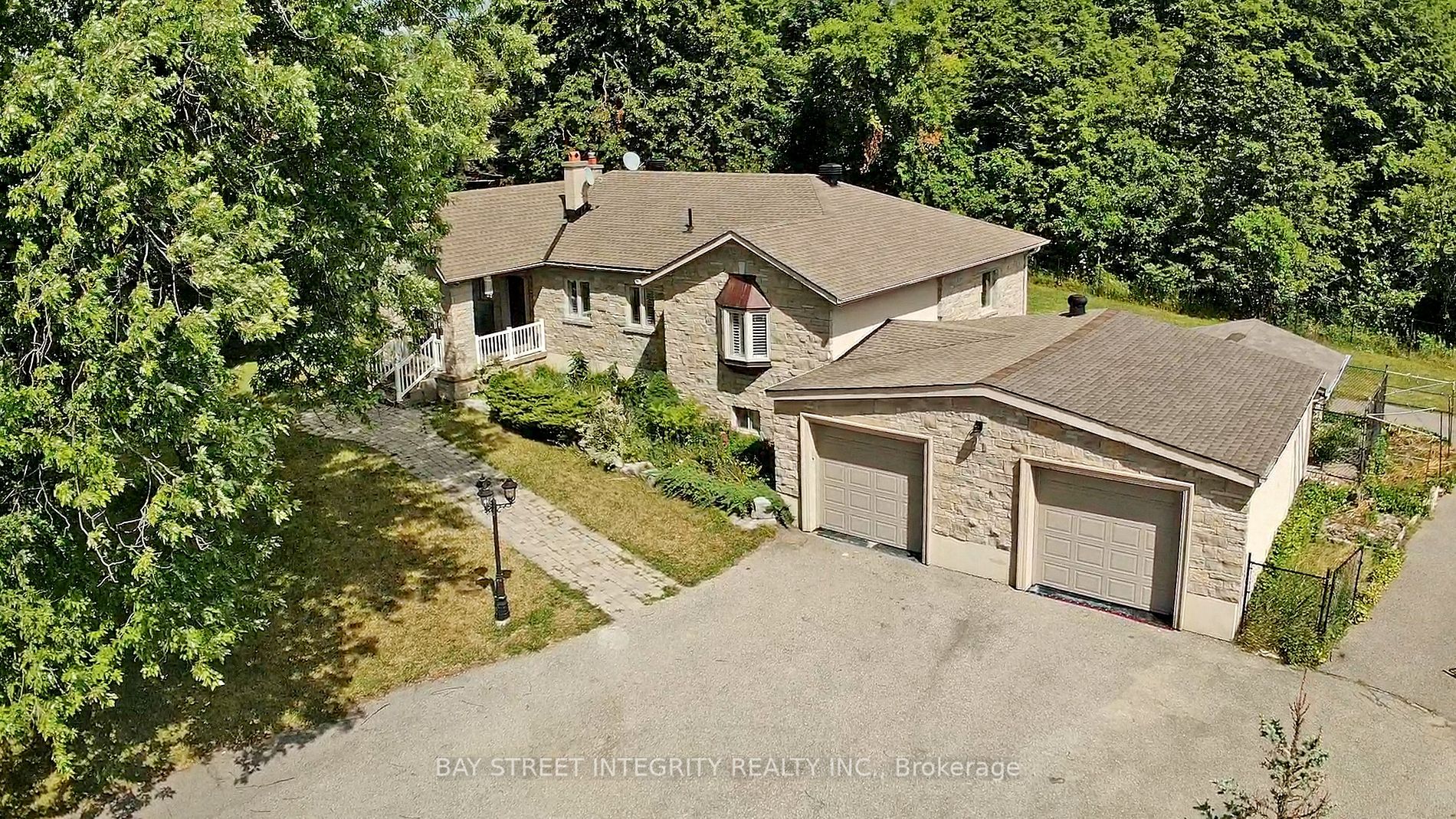 10305 Highway 9 Rd