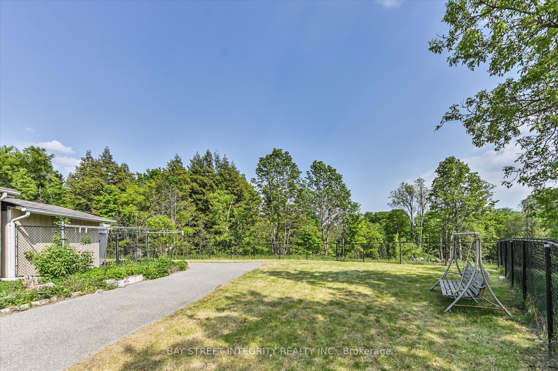 10305 Highway 9 Rd