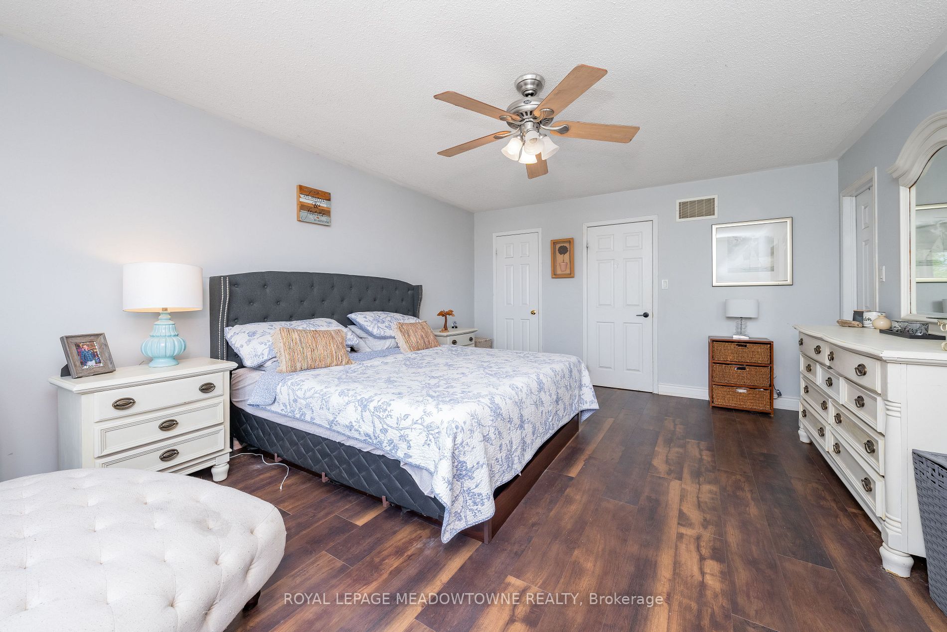 16 Meadowlark Dr, Halton Hills