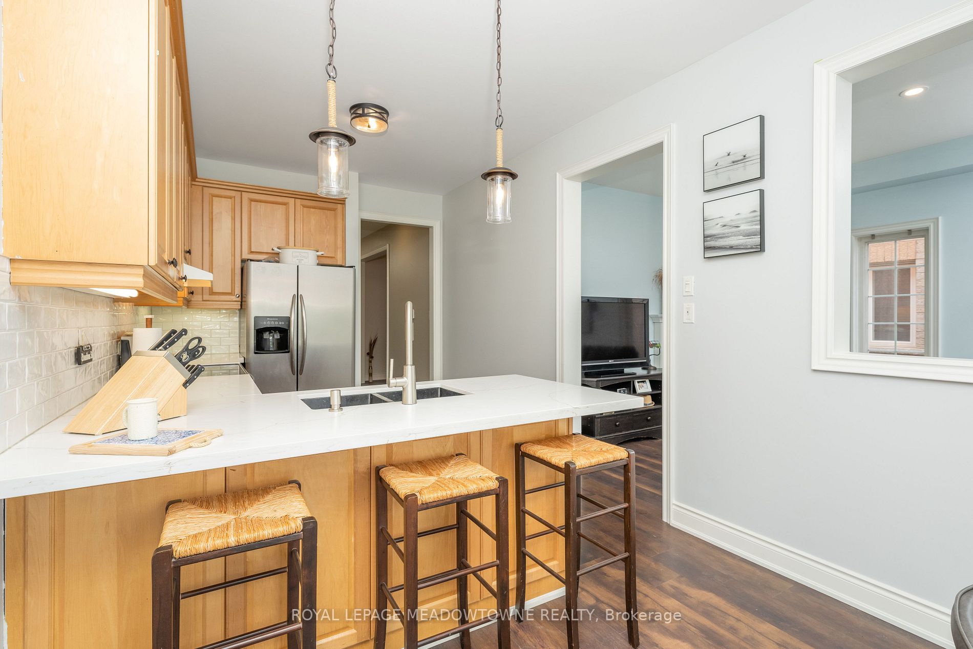 16 Meadowlark Dr, Halton Hills