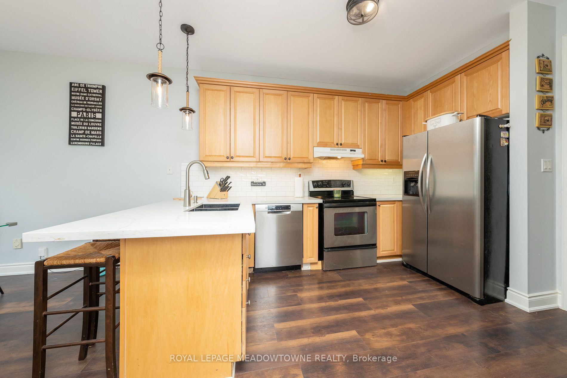 16 Meadowlark Dr, Halton Hills