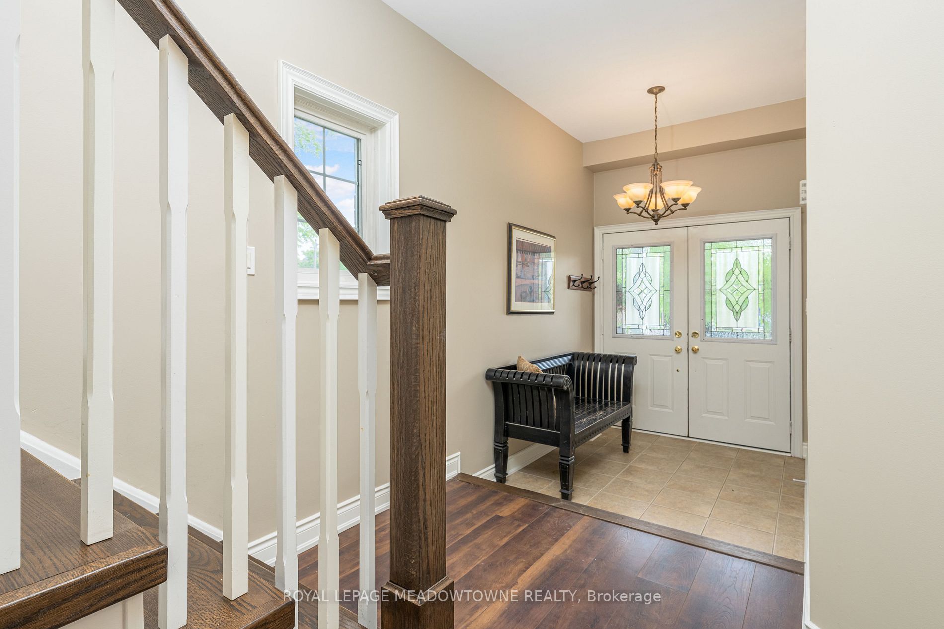 16 Meadowlark Dr, Halton Hills