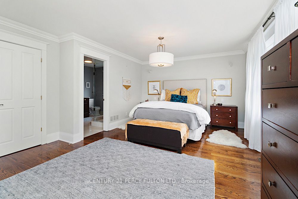 92 Queen Anne Rd